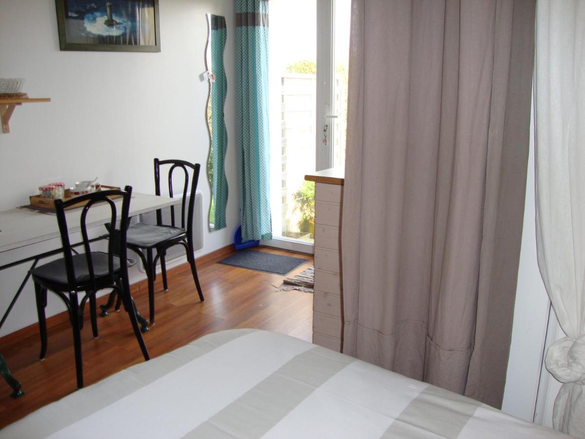 STUDIO indépendant DRAPS fournis VRAI lit WIFI vélos 700m OCEAN Bretignolles-sur-Mer Extérieur photo